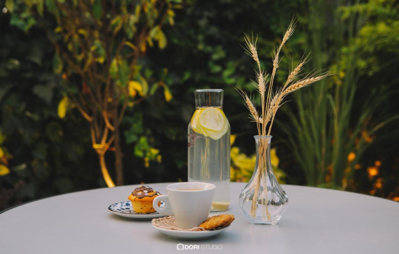 Barba Boutique Hotel Korce Bagian luar foto