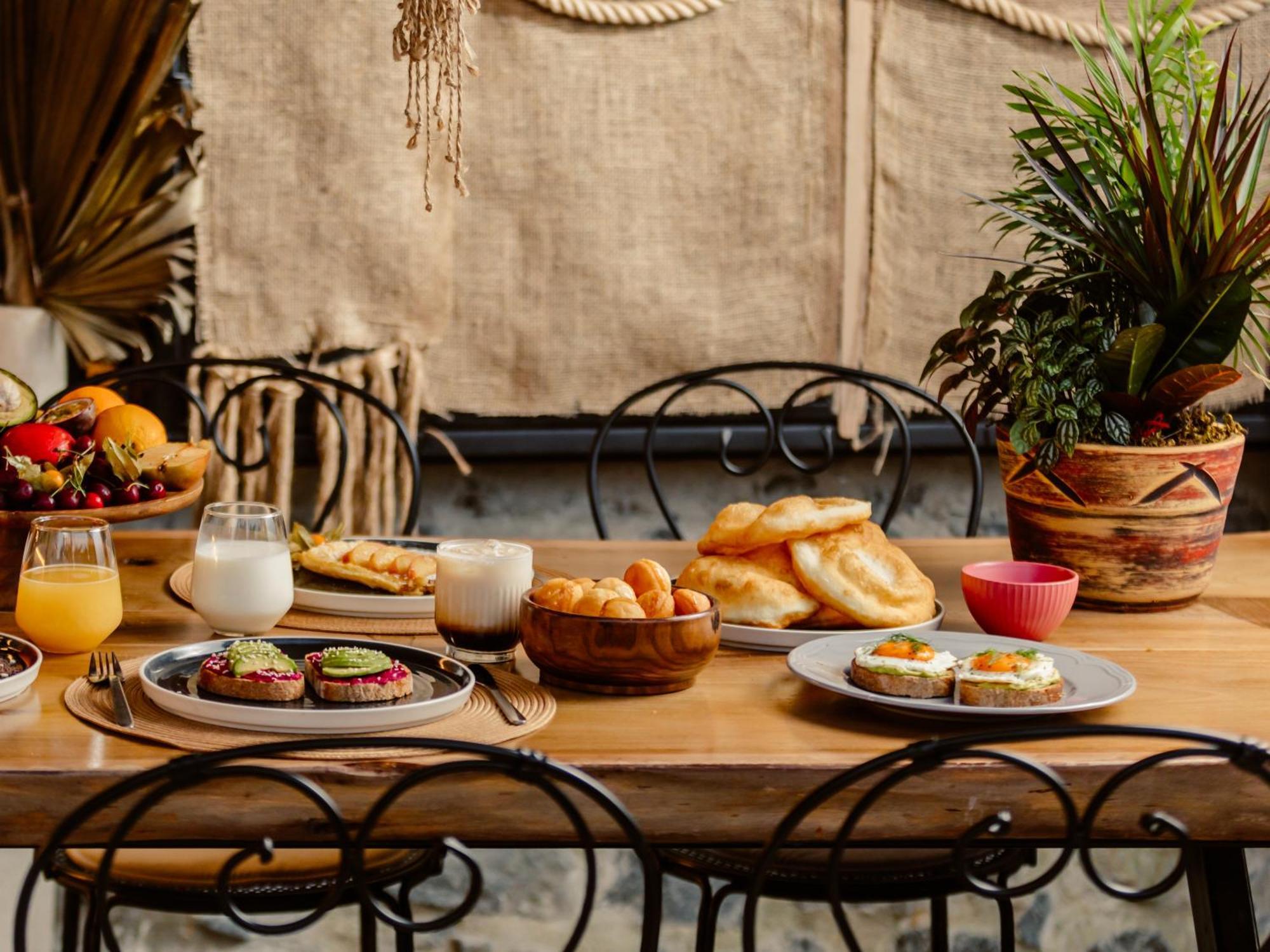 Barba Boutique Hotel Korce Bagian luar foto
