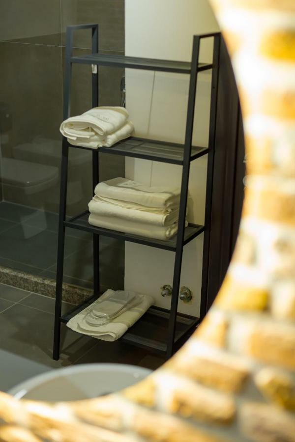 Barba Boutique Hotel Korce Bagian luar foto