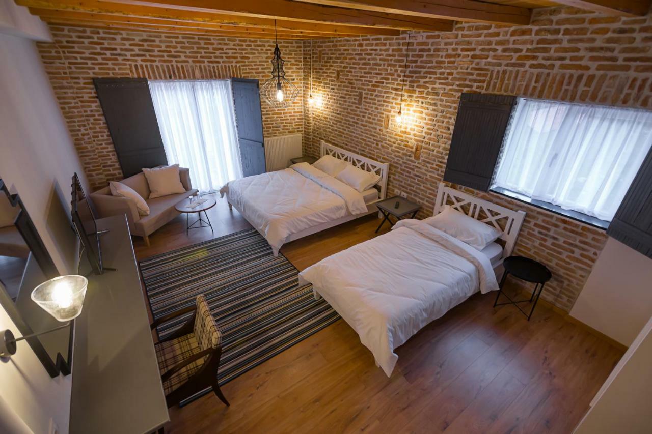 Barba Boutique Hotel Korce Bagian luar foto