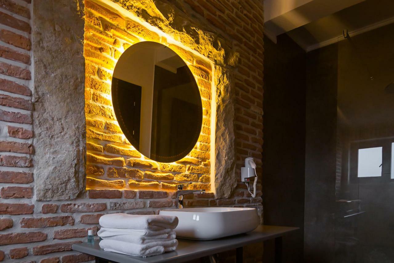 Barba Boutique Hotel Korce Bagian luar foto