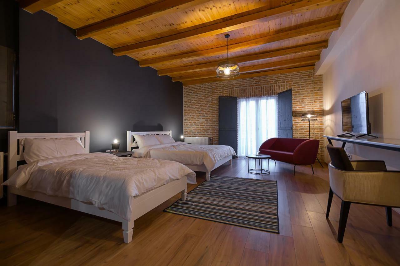 Barba Boutique Hotel Korce Bagian luar foto