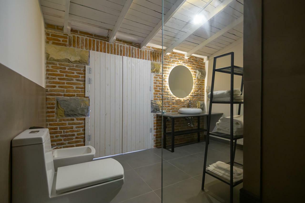 Barba Boutique Hotel Korce Bagian luar foto