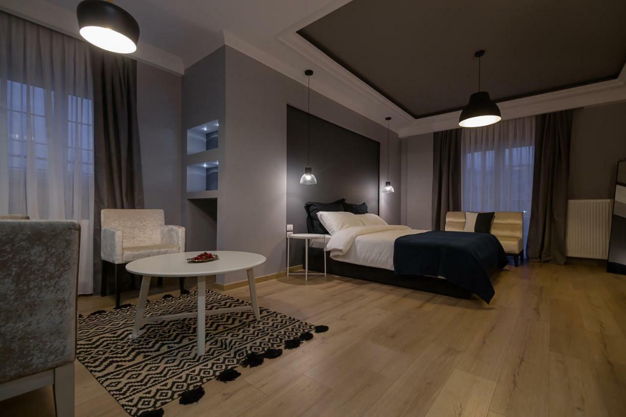 Barba Boutique Hotel Korce Bagian luar foto