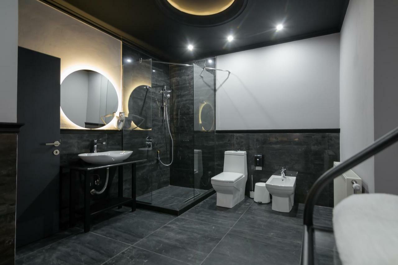 Barba Boutique Hotel Korce Bagian luar foto