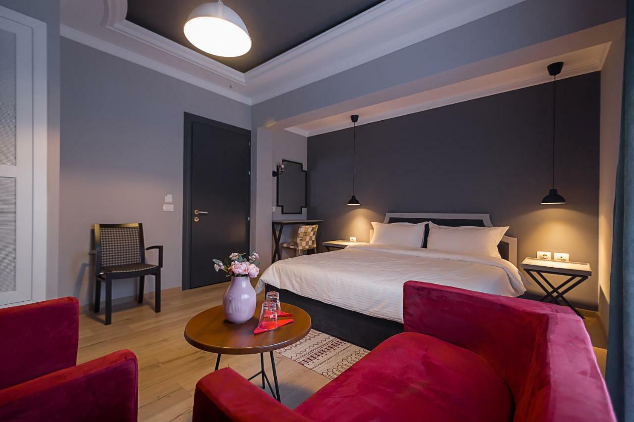 Barba Boutique Hotel Korce Bagian luar foto